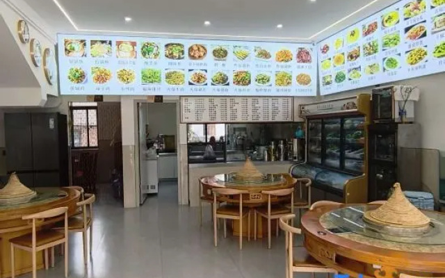 Zhonghong Fisherman's House Chinese Inn — hotel in Yuxi
