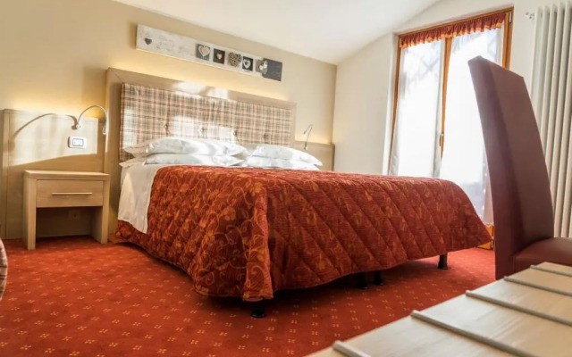 Hotel Alpina