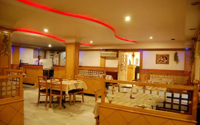 HOTEL Sathyam