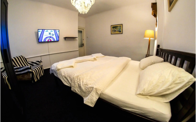 Clucerului Sun Residence Villa