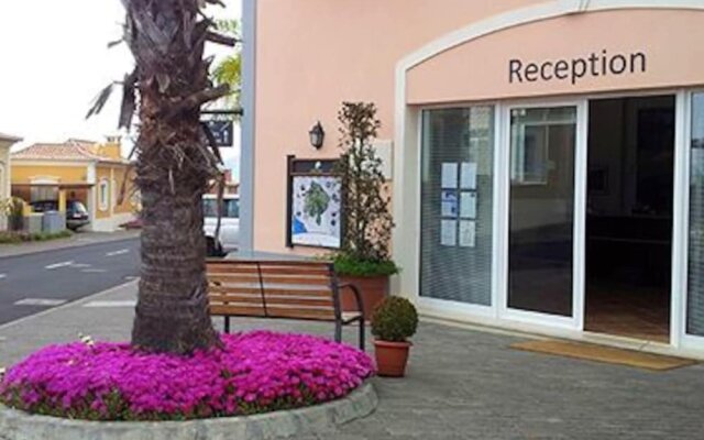 Apartment with One Bedroom in Funchal, with Wonderful Sea View, Shared Pool, Furnished Garden - 4 Km From the Beach