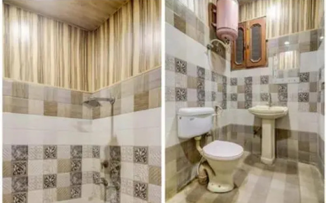 Capital O 82559 Royal Plaza