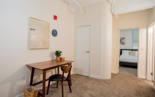 3BR CozySuites TheBlock Skybridge Access