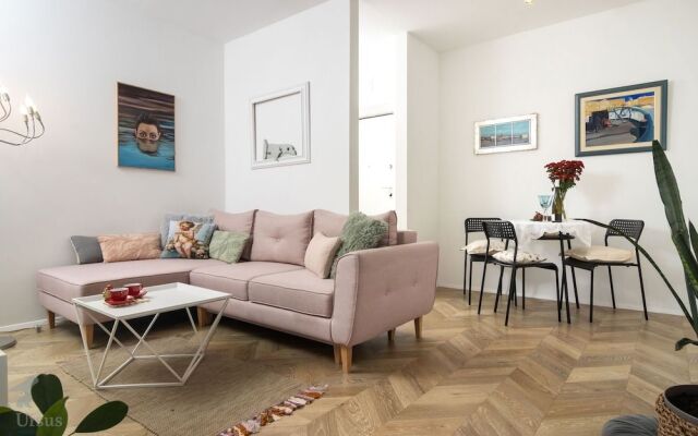 Mina Apartment