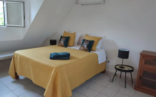 Charmante villa avec accès direct à la mer