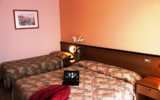 Hotel Aries