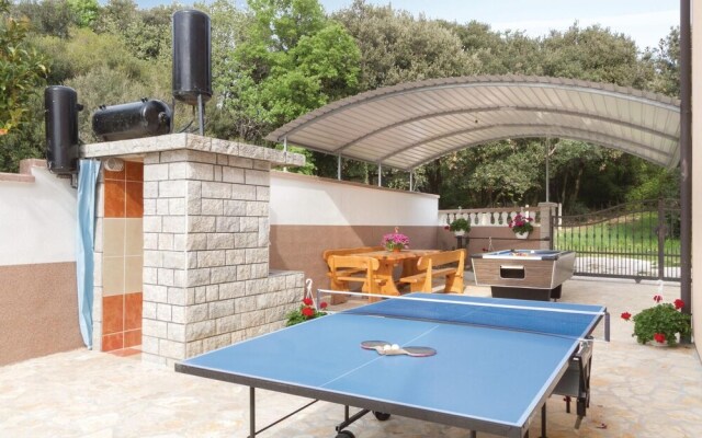 Beautiful Home in Betiga With Wifi and 4 Bedrooms