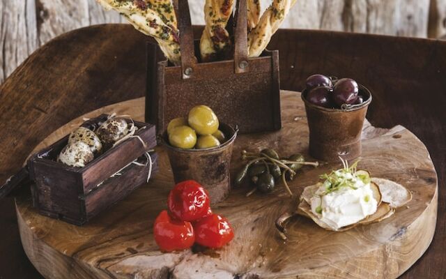 Tuningi Safari Lodge