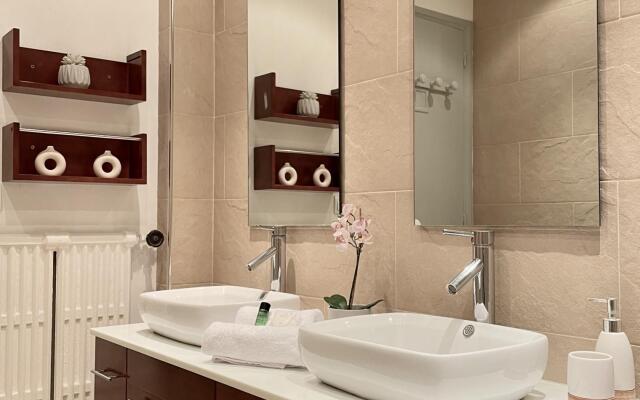 1600 - EIFFEL TOWER - Outstanding family flat