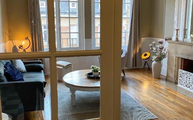 Appartement chic, 3 chambres, hyper centre-ville, parking payant