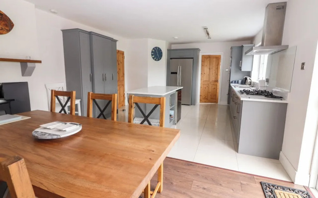 17 Clover Hill