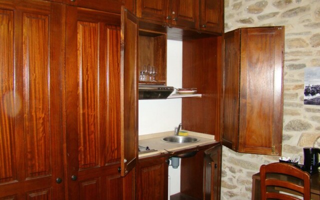 Studio in Armamar, With Shared Pool, Furnished Terrace and Wifi