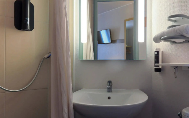 B&B HOTEL DIJON Les Portes du Sud (Acti-Sud)