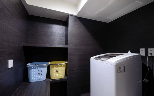 V one Hotel