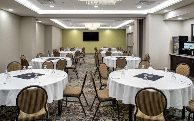 Hilton Garden Inn Halifax Airport