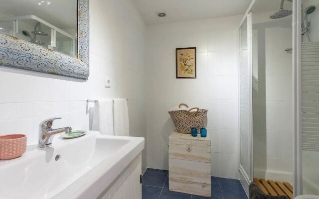 Alfama Charming Apartment, By TimeCooler