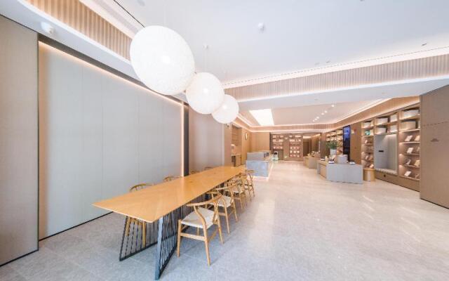 Ji Hotel Shenzhen Baoan Pingzhou Subway Station