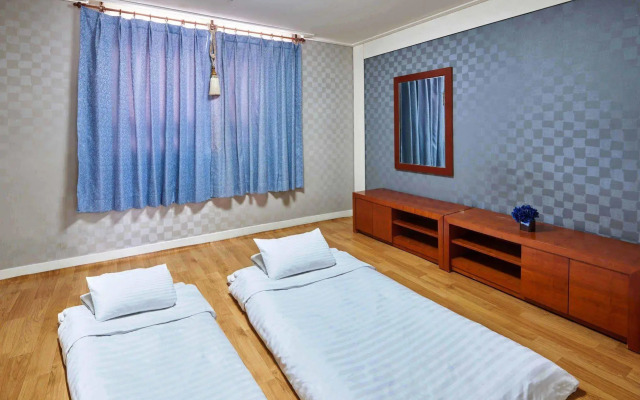 Glory Condo Haeundae