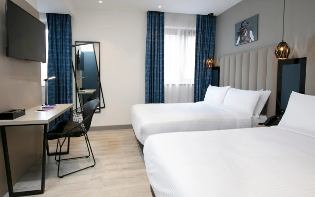 Spark by Hilton Luton