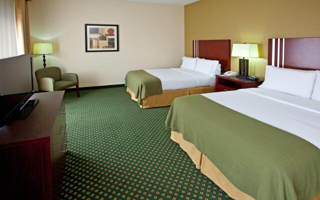 HOLIDAY INN EXPRESS & SUITES INDIANAPOLIS - EAST by IHG
