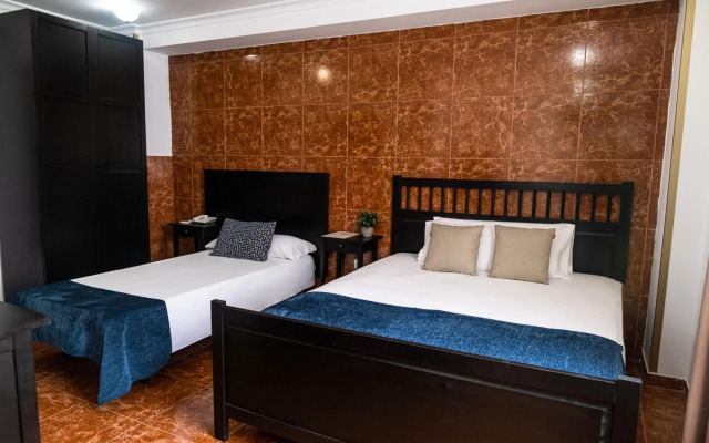 Hotel Adonis Capital