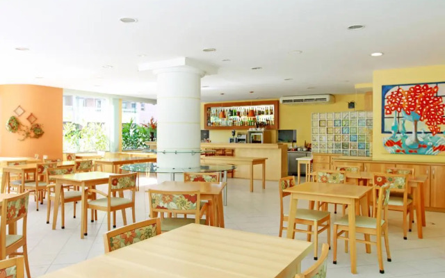 Travel Inn Flats Riviera