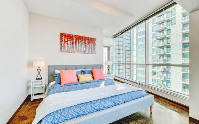 Modern 2BR Apt - DT Calgary w City Views