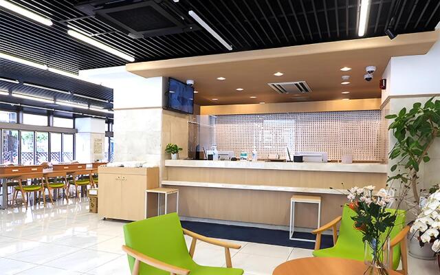 Toyoko Inn Iseshi Eki