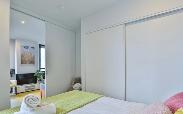 MY80 Apartment located in the inner of Melbourne CBD