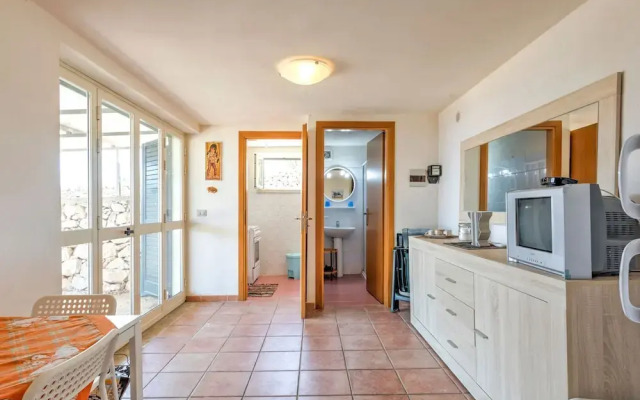 Charming Apartment in Marina di Ragusa With Terrace