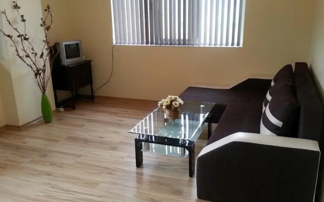 Tryavna Apartment