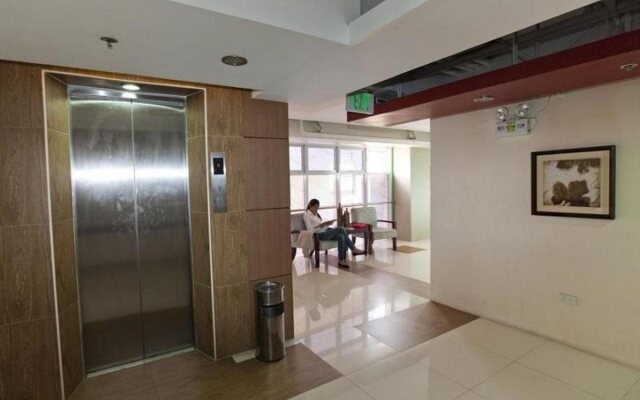 Valleyfront Hotel