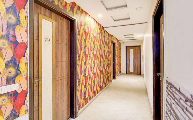 Fabhotel Season Grand