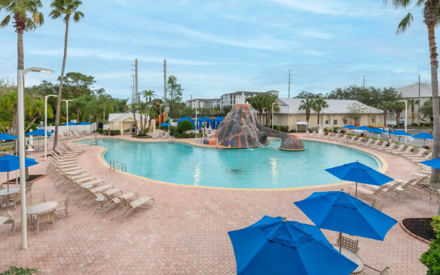Hilton Vacation Club Cypress Pointe Orlando