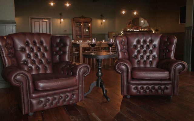The Royal Hotel — 2-star hotel in Featherston