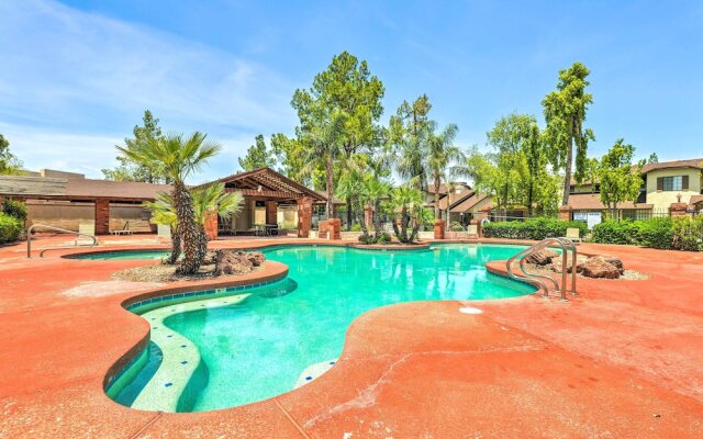 Gilbert Townhome w/ Easy Access to Phoenix!