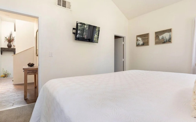 Lake Arrowhead Villas