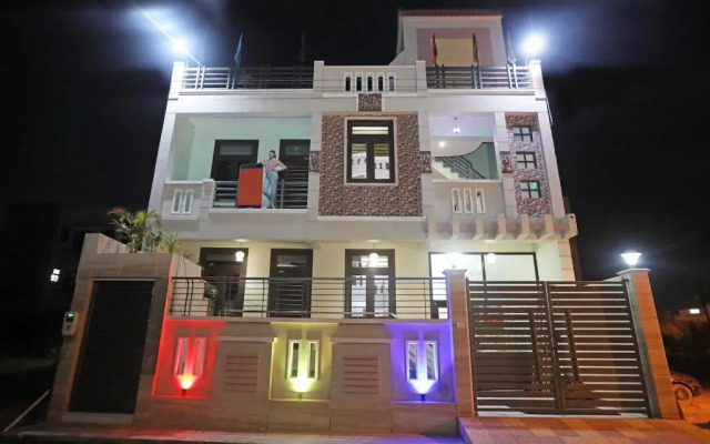 FabHotel Queen Palace by OYO Rooms