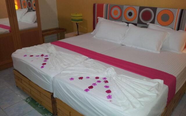 Dream Inn Sun Beach Hotel