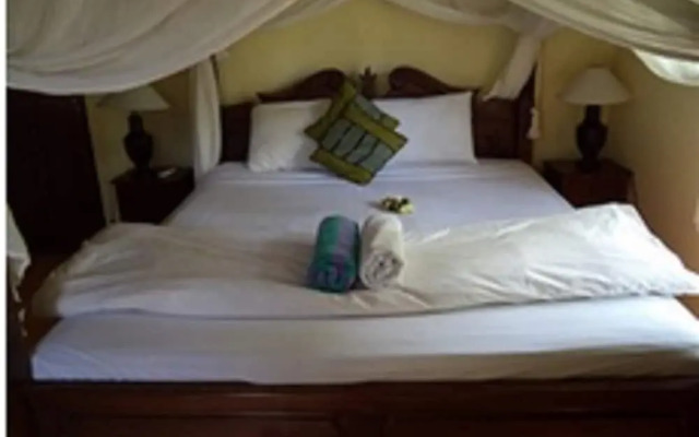 Coral Bay Bungalow
