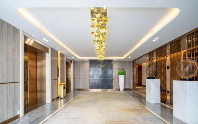 Up Fashion Hotel (Zhongshan North Station)