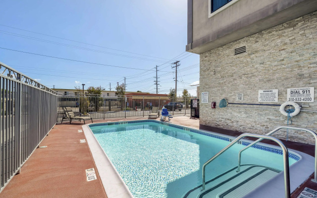 Best Western Plus Gardena Inn & Suites