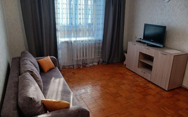 Апартаменты на проспекте Ибрагимова 63А