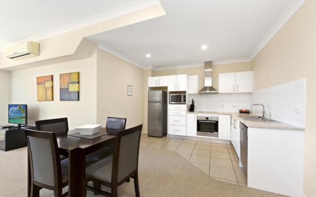 Macquarie Waters Boutique Apartment Hotel