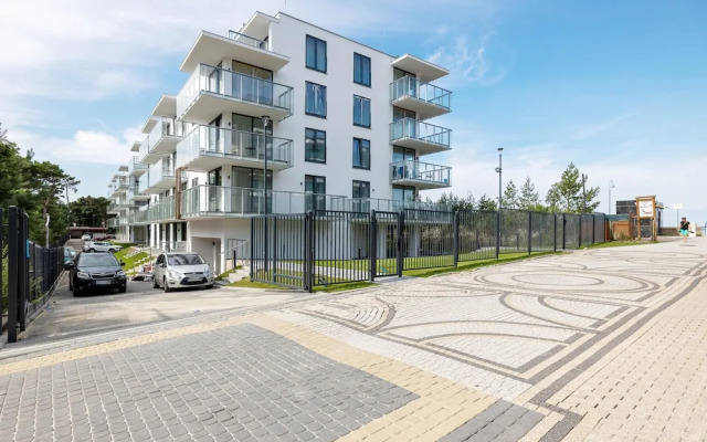 Jantaris Apartment by Renters Prestige