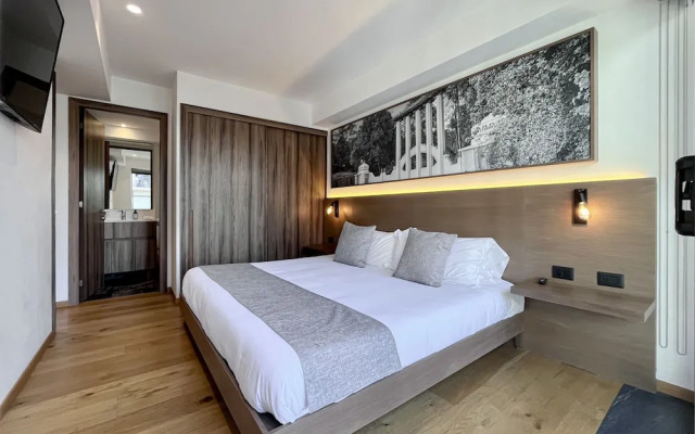 Lumina at Taman Condesa