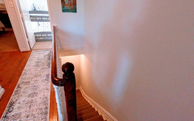 Hotspot On 17Th St Nw 2Br Steps To Dupont Circle 2 Bedroom Apts