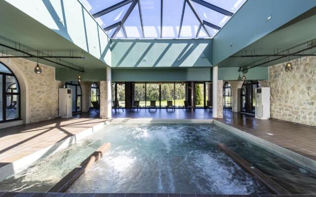 Château et Golf De Taulane