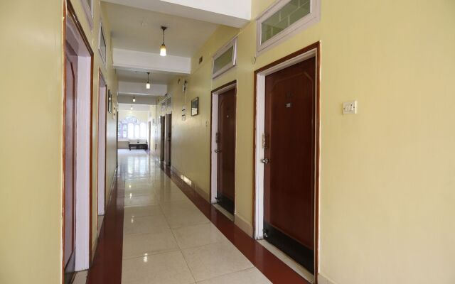 OYO 2997 Hotel Blue Moon