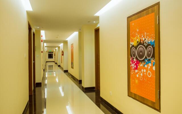 Front One Hotel Purwodadi